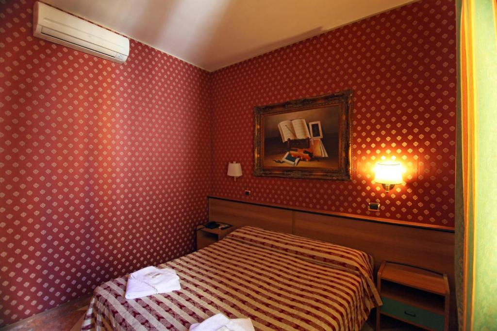 Hotel Hollywood Рим Номер фото